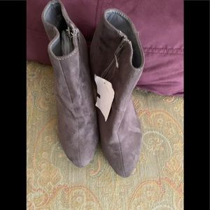 Grey fabric ankle heel boots NWT